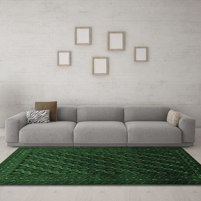Machine Washable Persian Emerald Green Traditional Area Rugs in a Living Room,, wshtr1806emgrn