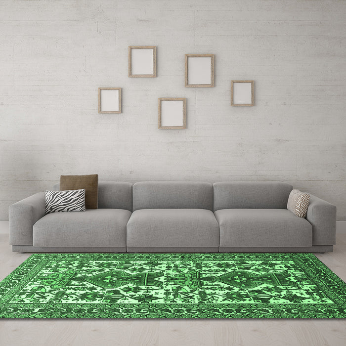 Machine Washable Persian Emerald Green Traditional Area Rugs in a Living Room,, wshtr1807emgrn