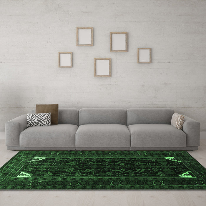 Machine Washable Persian Emerald Green Traditional Area Rugs in a Living Room,, wshtr1809emgrn