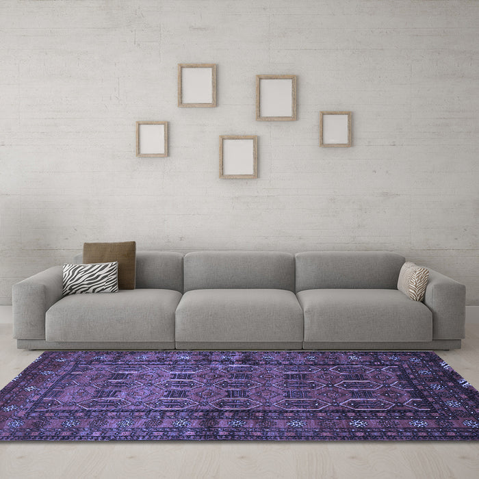 Machine Washable Persian Blue Traditional Rug in a Living Room, wshtr1815blu