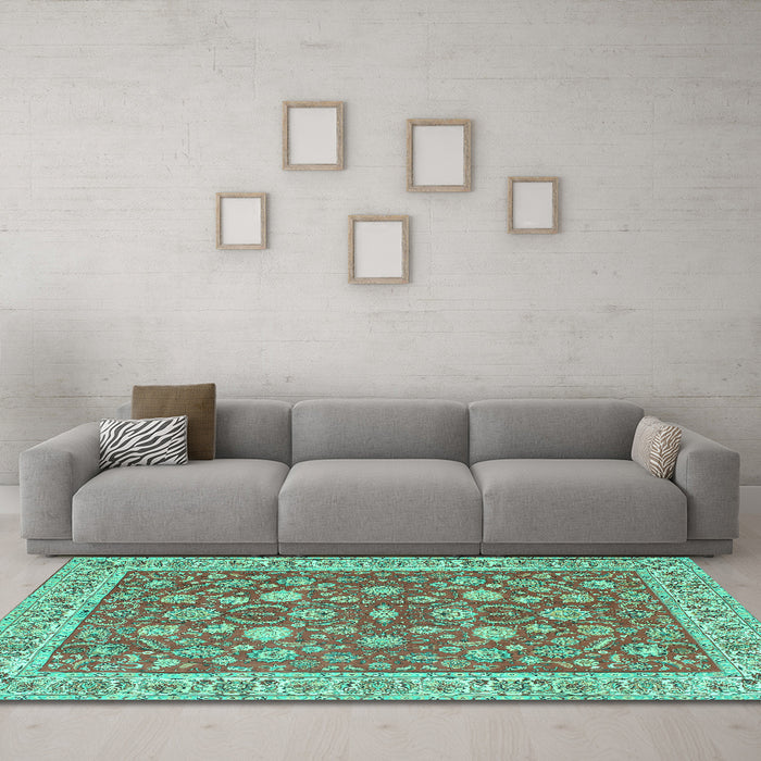 Machine Washable Persian Turquoise Traditional Area Rugs in a Living Room,, wshtr181turq