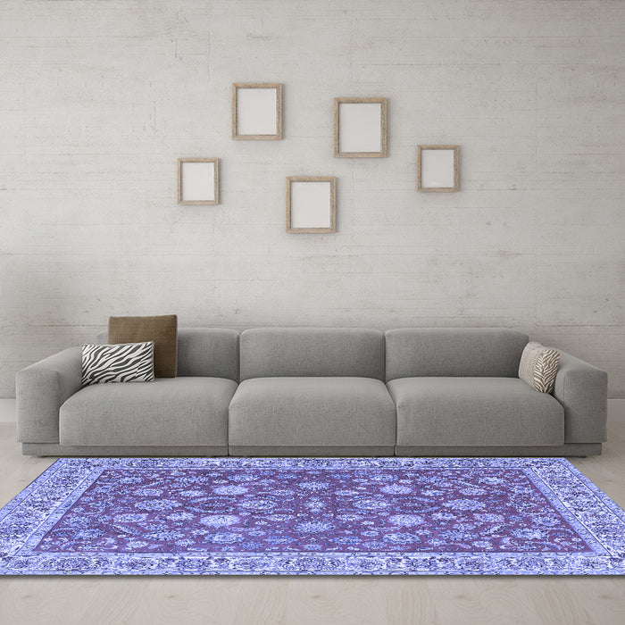 Machine Washable Persian Blue Traditional Rug in a Living Room, wshtr181blu