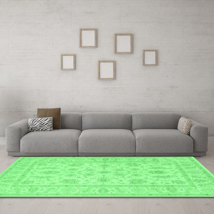 Machine Washable Persian Emerald Green Traditional Area Rugs in a Living Room,, wshtr1820emgrn