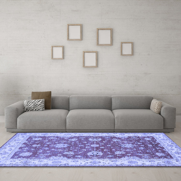 Machine Washable Persian Blue Traditional Rug in a Living Room, wshtr1821blu