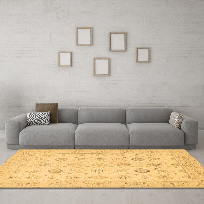 Machine Washable Persian Brown Traditional Rug in a Living Room,, wshtr1822brn