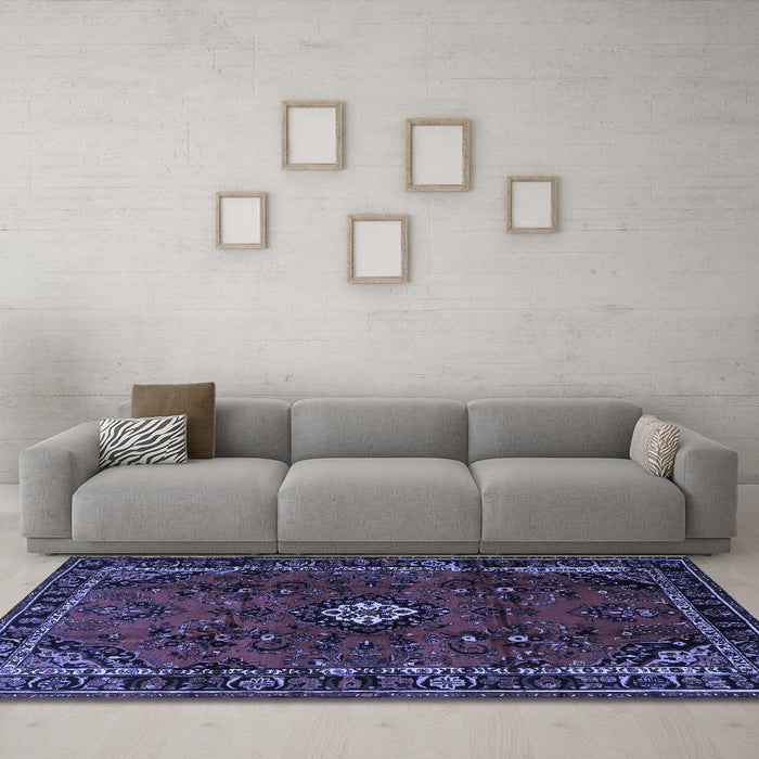 Machine Washable Persian Blue Traditional Rug in a Living Room, wshtr1825blu