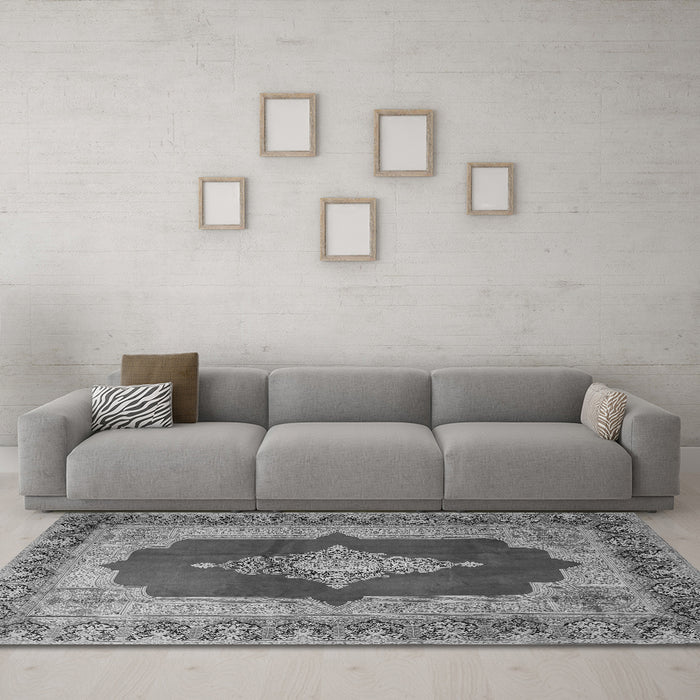 Machine Washable Medallion Gray Traditional Rug in a Living Room,, wshtr1826gry