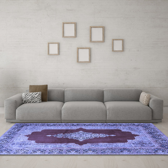 Machine Washable Medallion Blue Traditional Rug in a Living Room, wshtr1826blu