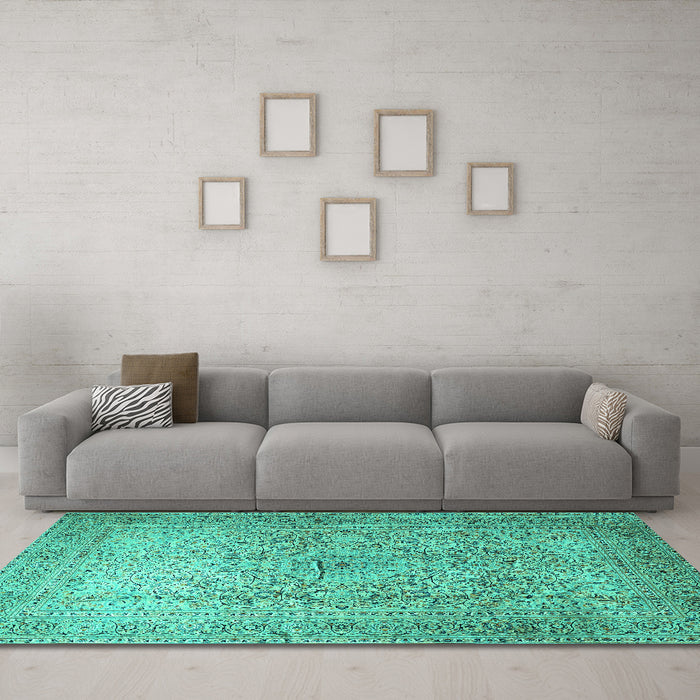 Machine Washable Persian Turquoise Traditional Area Rugs in a Living Room,, wshtr1827turq
