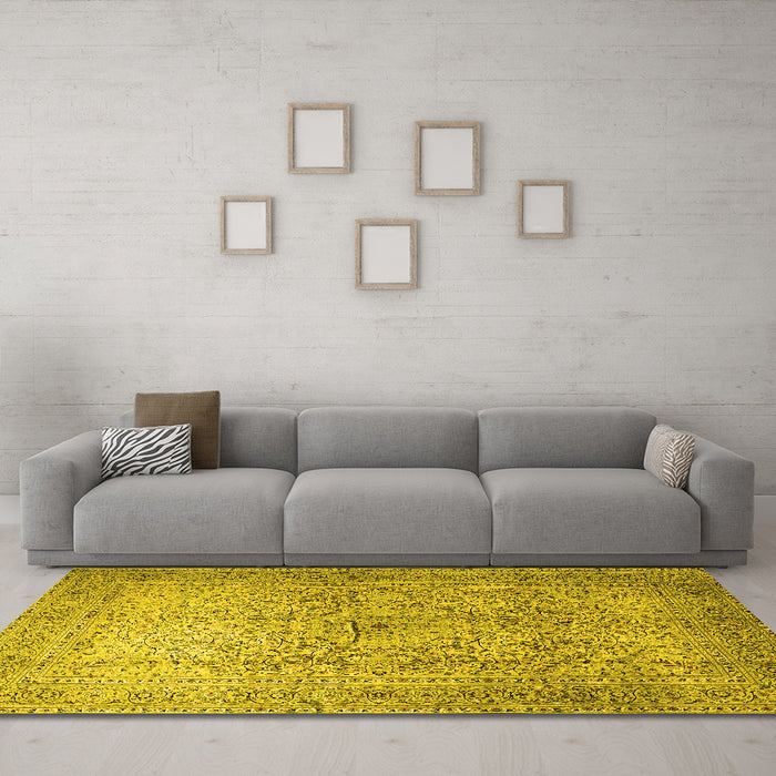 Machine Washable Persian Yellow Traditional Rug in a Living Room, wshtr1827yw