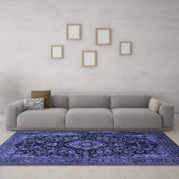 Machine Washable Medallion Blue Traditional Rug in a Living Room, wshtr1828blu