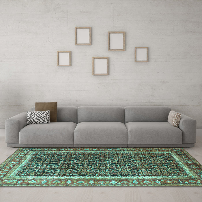 Machine Washable Persian Turquoise Traditional Area Rugs in a Living Room,, wshtr182turq