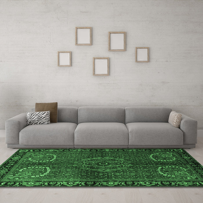 Machine Washable Persian Emerald Green Traditional Area Rugs in a Living Room,, wshtr1830emgrn