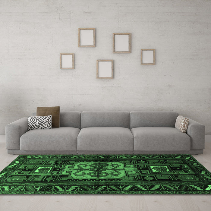 Machine Washable Persian Emerald Green Traditional Area Rugs in a Living Room,, wshtr1831emgrn