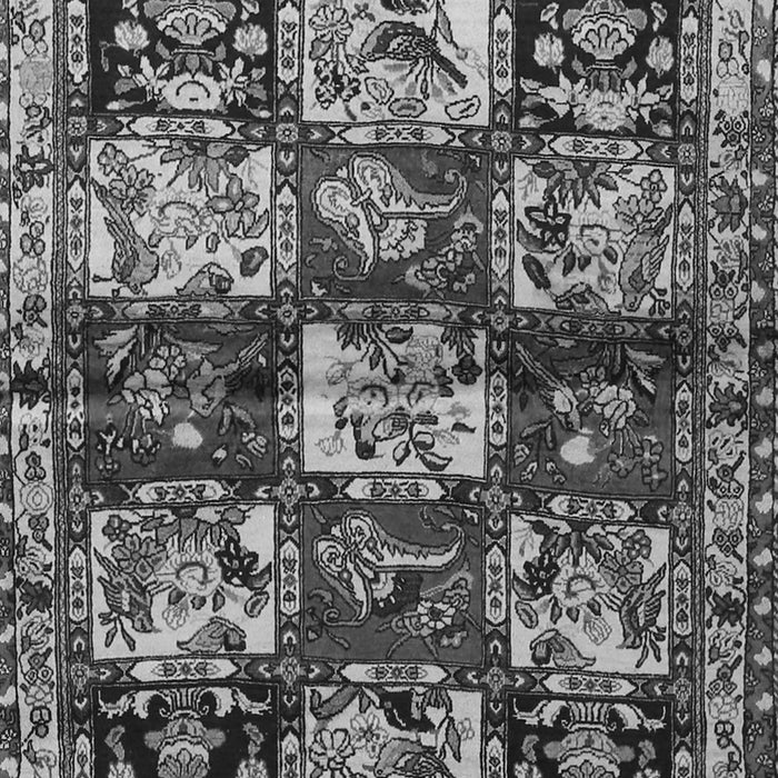 Serging Thickness of Machine Washable Persian Gray Traditional Rug, wshtr1832gry