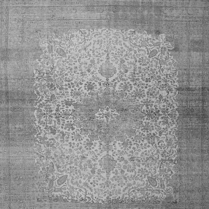 Serging Thickness of Medallion Gray Traditional Rug, tr1834gry