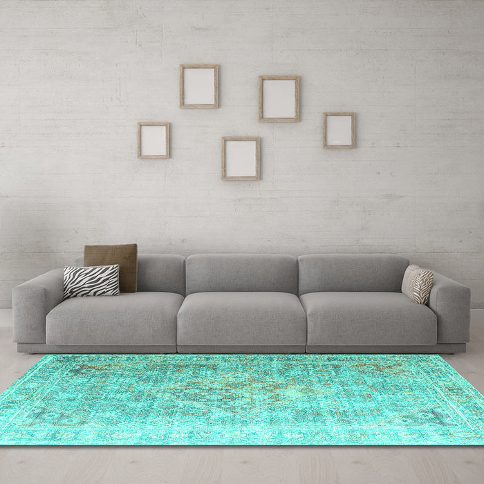 Machine Washable Persian Turquoise Traditional Area Rugs in a Living Room,, wshtr1835turq