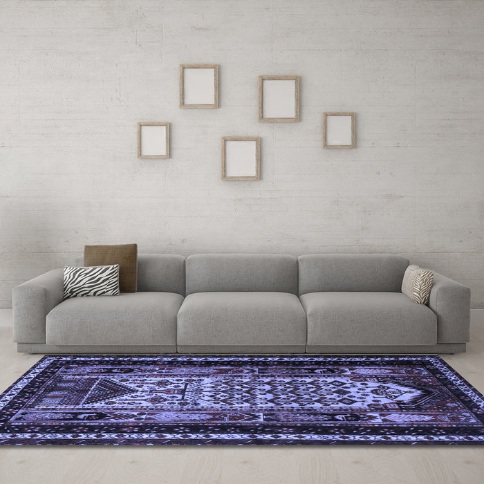 Machine Washable Persian Blue Traditional Rug in a Living Room, wshtr1840blu