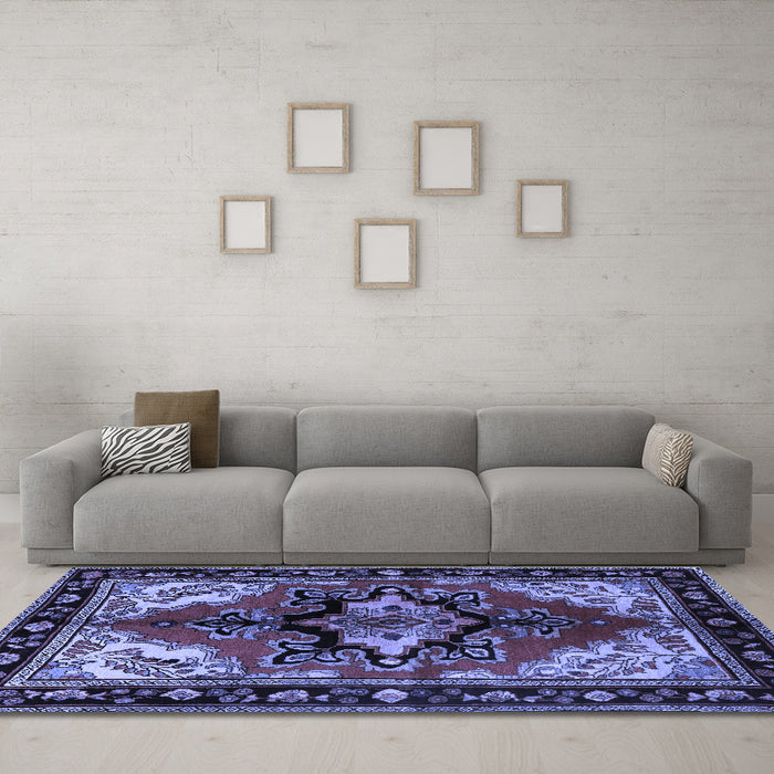 Machine Washable Persian Blue Traditional Rug in a Living Room, wshtr1845blu