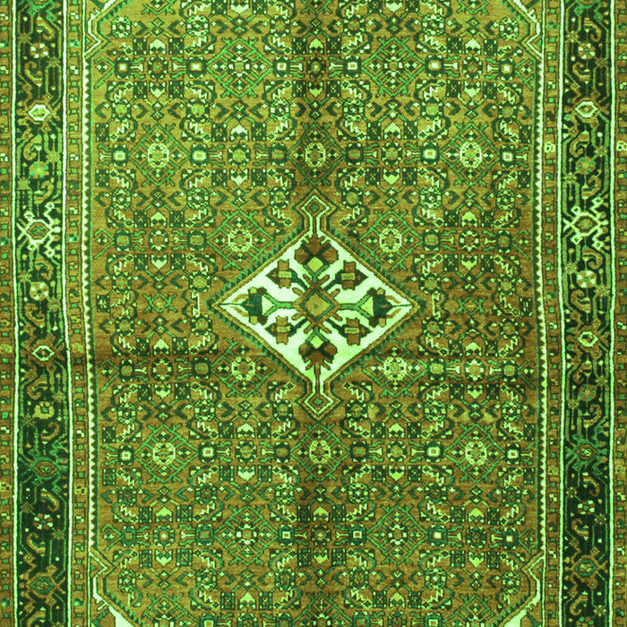 Serging Thickness of Machine Washable Persian Green Traditional Area Rugs, wshtr184grn