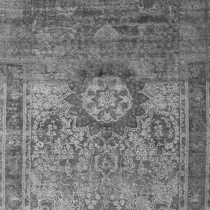 Serging Thickness of Machine Washable Persian Gray Traditional Rug, wshtr1850gry