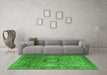 Machine Washable Persian Green Traditional Area Rugs in a Living Room,, wshtr1850grn