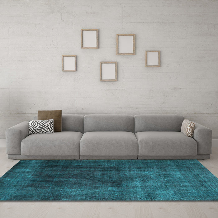 Machine Washable Persian Light Blue Traditional Rug in a Living Room, wshtr1854lblu