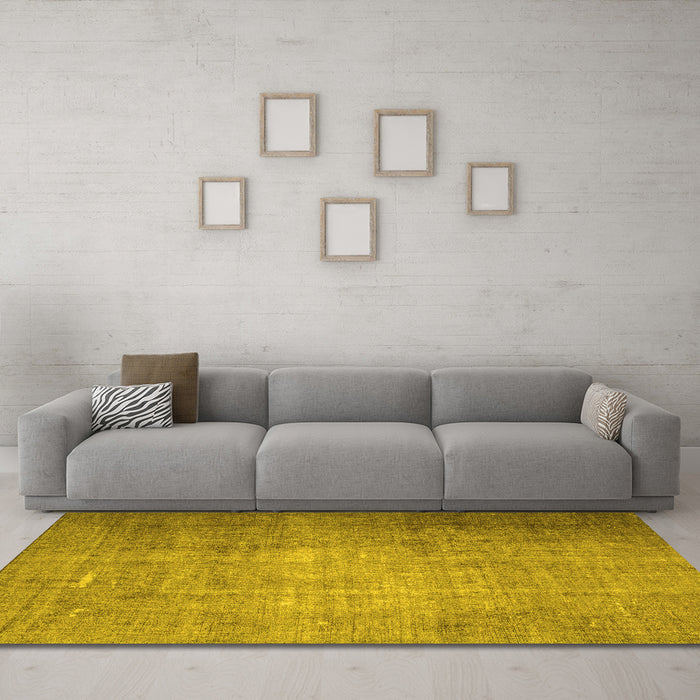 Machine Washable Persian Yellow Traditional Rug in a Living Room, wshtr1855yw