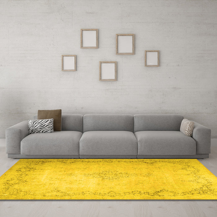Machine Washable Persian Yellow Traditional Rug in a Living Room, wshtr1857yw