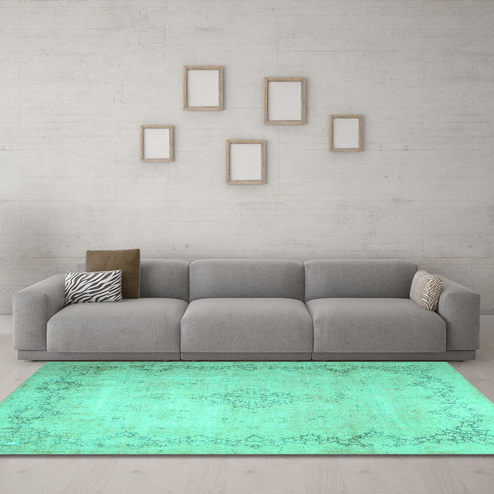 Machine Washable Persian Turquoise Traditional Area Rugs in a Living Room,, wshtr1857turq