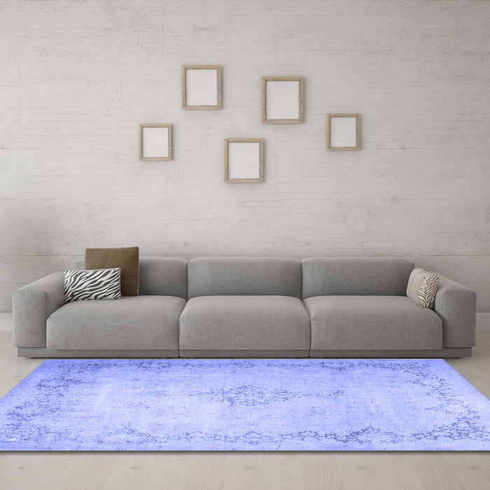 Machine Washable Persian Blue Traditional Rug in a Living Room, wshtr1857blu