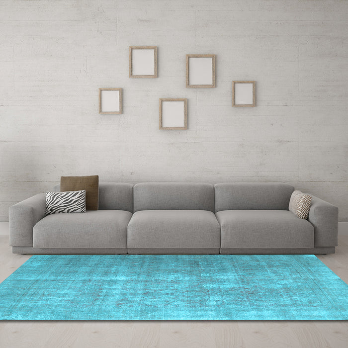 Machine Washable Persian Light Blue Traditional Rug in a Living Room, wshtr1858lblu