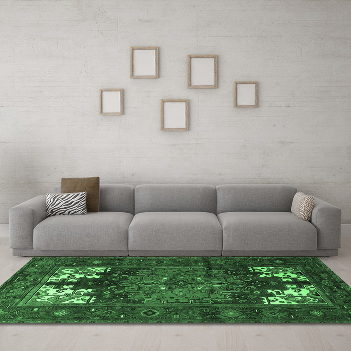 Machine Washable Persian Emerald Green Traditional Area Rugs in a Living Room,, wshtr1860emgrn