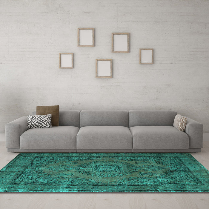 Machine Washable Persian Turquoise Traditional Area Rugs in a Living Room,, wshtr1863turq
