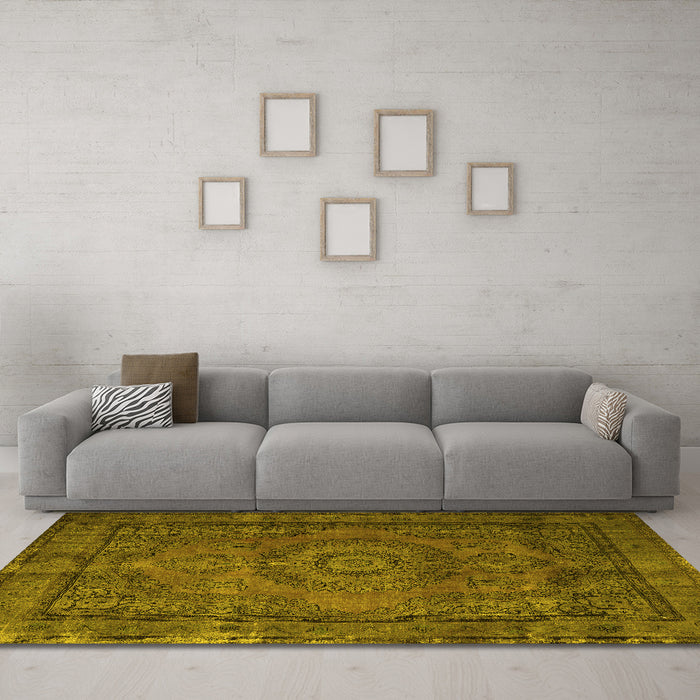 Machine Washable Persian Yellow Traditional Rug in a Living Room, wshtr1863yw