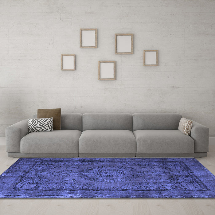 Machine Washable Persian Blue Traditional Rug in a Living Room, wshtr1863blu