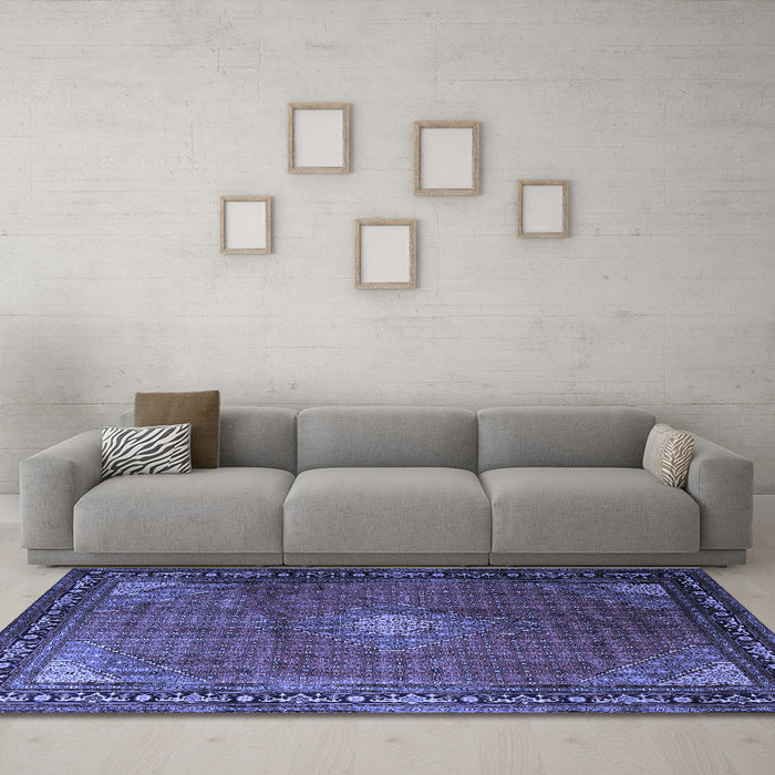 Machine Washable Medallion Blue Traditional Rug in a Living Room, wshtr1867blu