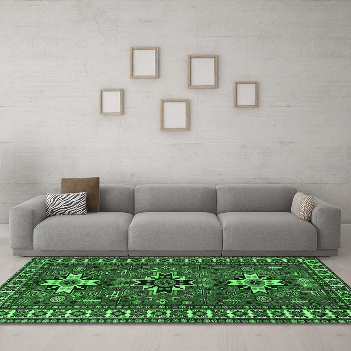 Machine Washable Persian Emerald Green Traditional Area Rugs in a Living Room,, wshtr1869emgrn