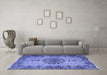 Machine Washable Persian Blue Traditional Rug in a Living Room, wshtr1870blu