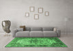 Machine Washable Persian Emerald Green Traditional Area Rugs in a Living Room,, wshtr1873emgrn