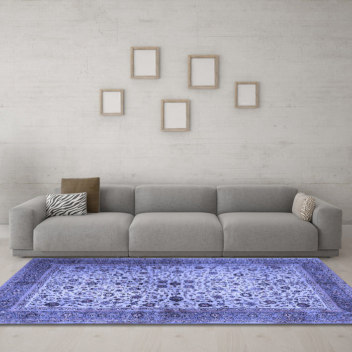 Machine Washable Persian Blue Traditional Rug in a Living Room, wshtr1875blu