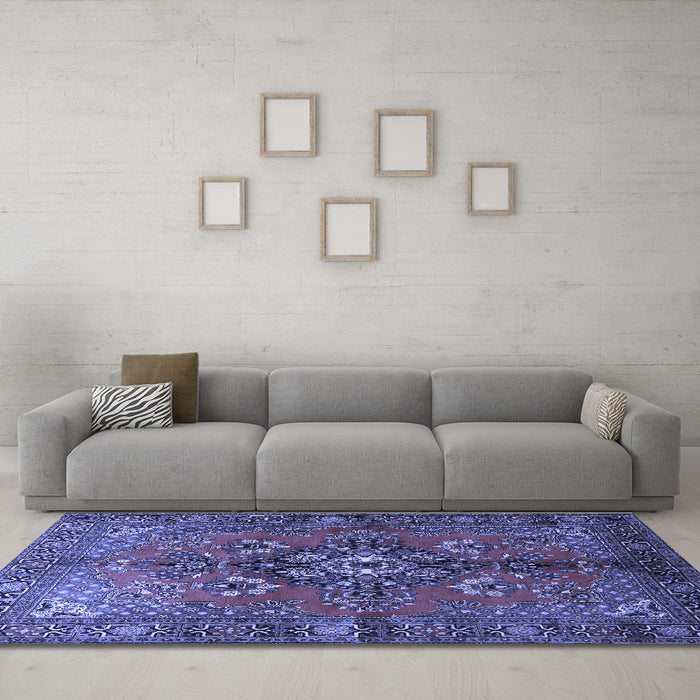 Machine Washable Persian Blue Traditional Rug in a Living Room, wshtr1876blu