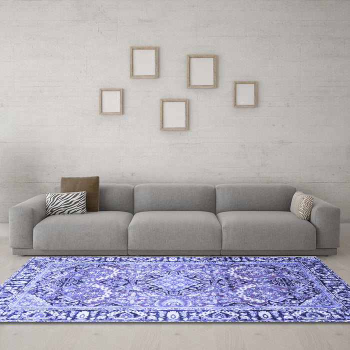 Machine Washable Persian Blue Traditional Rug in a Living Room, wshtr187blu