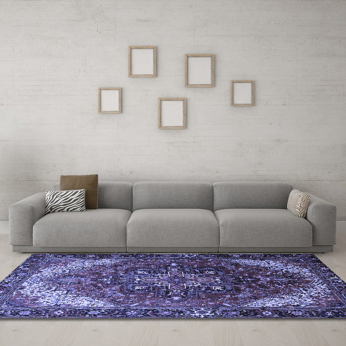 Machine Washable Persian Blue Traditional Rug in a Living Room, wshtr1881blu