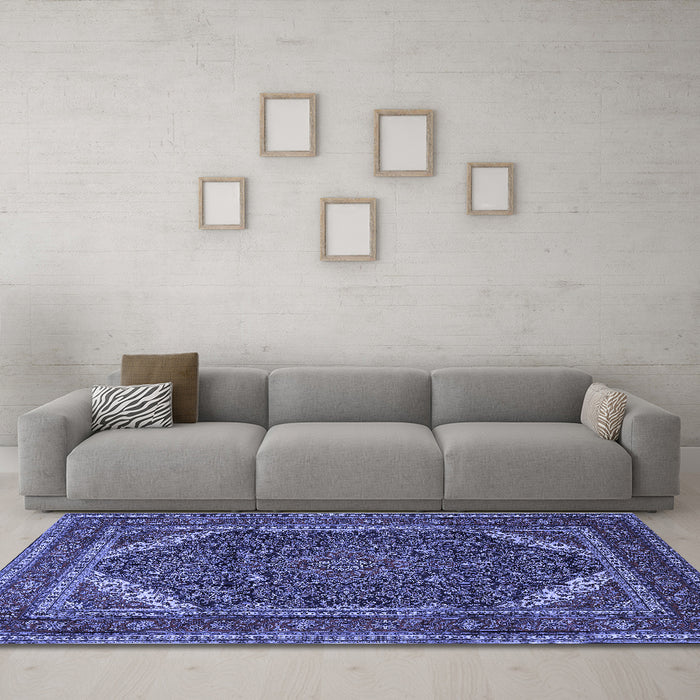 Machine Washable Persian Blue Traditional Rug in a Living Room, wshtr1885blu