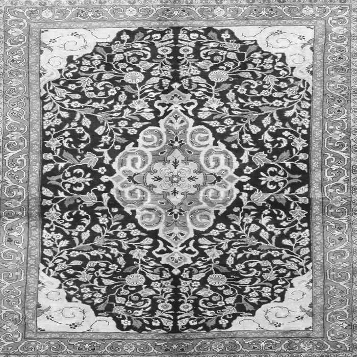 Serging Thickness of Medallion Gray Traditional Rug, tr188gry