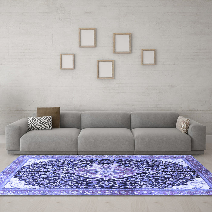 Machine Washable Medallion Blue Traditional Rug in a Living Room, wshtr188blu