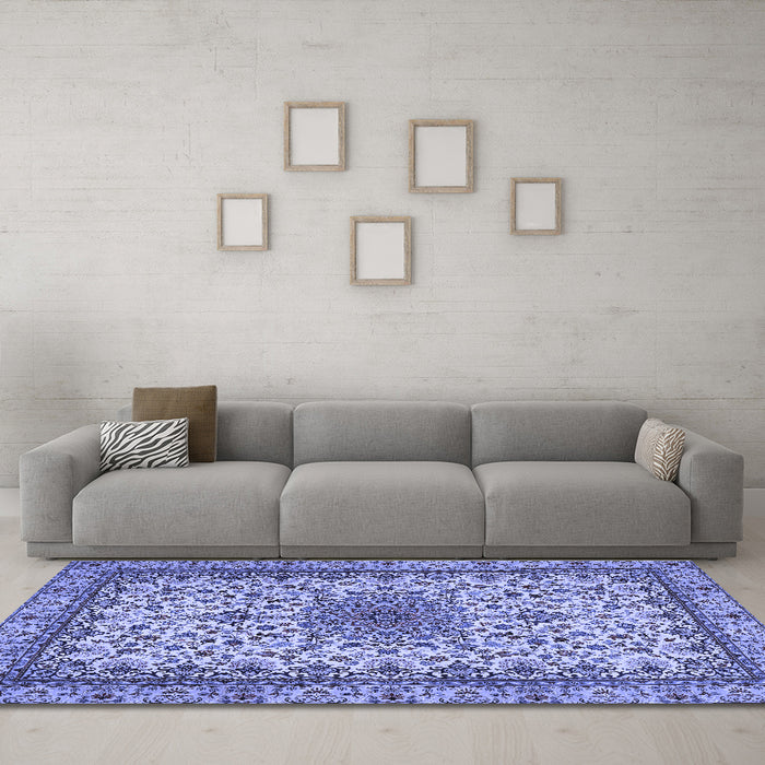 Machine Washable Medallion Blue Traditional Rug in a Living Room, wshtr1890blu