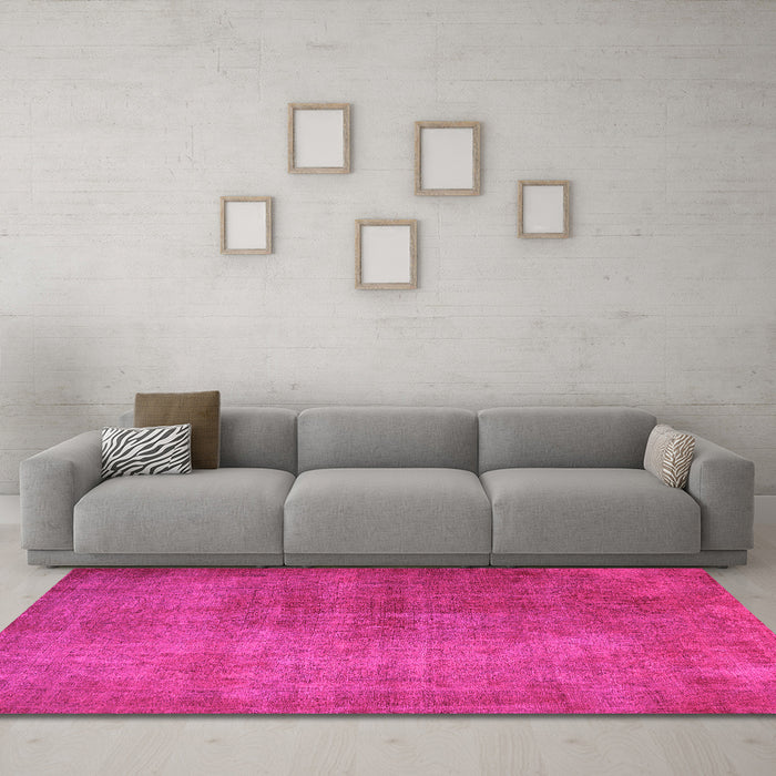 Machine Washable Persian Pink Traditional Rug in a Living Room, wshtr1893pnk