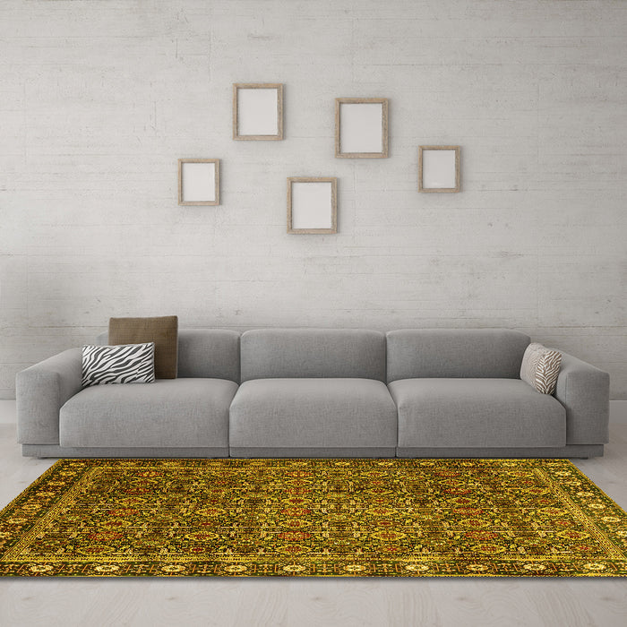 Machine Washable Persian Yellow Traditional Rug in a Living Room, wshtr1895yw